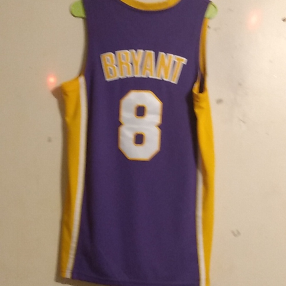 Kobe Bryant Championship Jerseys 2000-2001, 2008-2009 - Picture 2 of 4